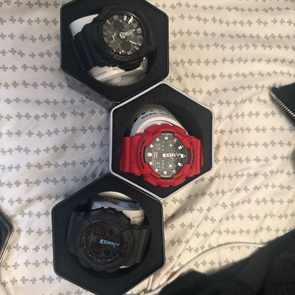 Casio G-Shock Trio - Black, Red, Gray